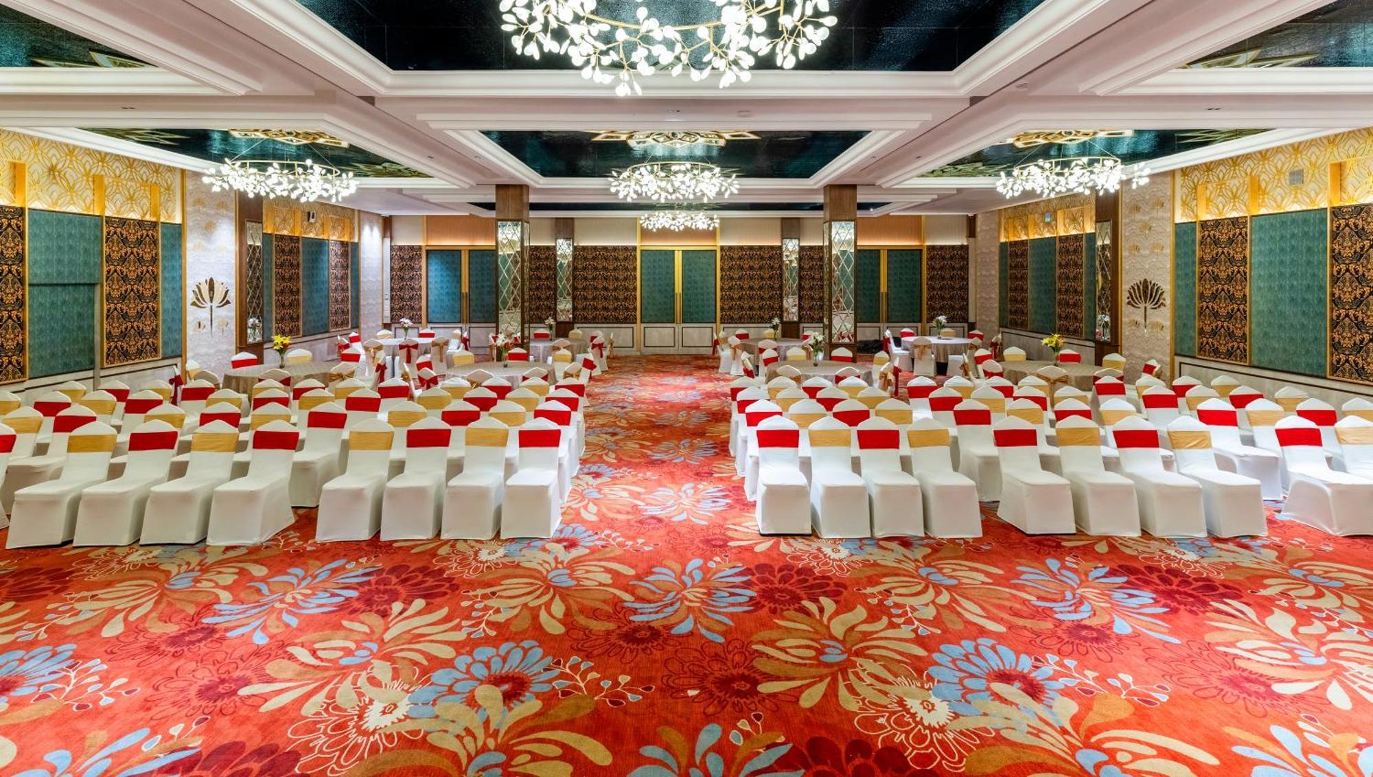 Sayaji Resorts & Spa อุเดเปอร์ ภายนอก รูปภาพ