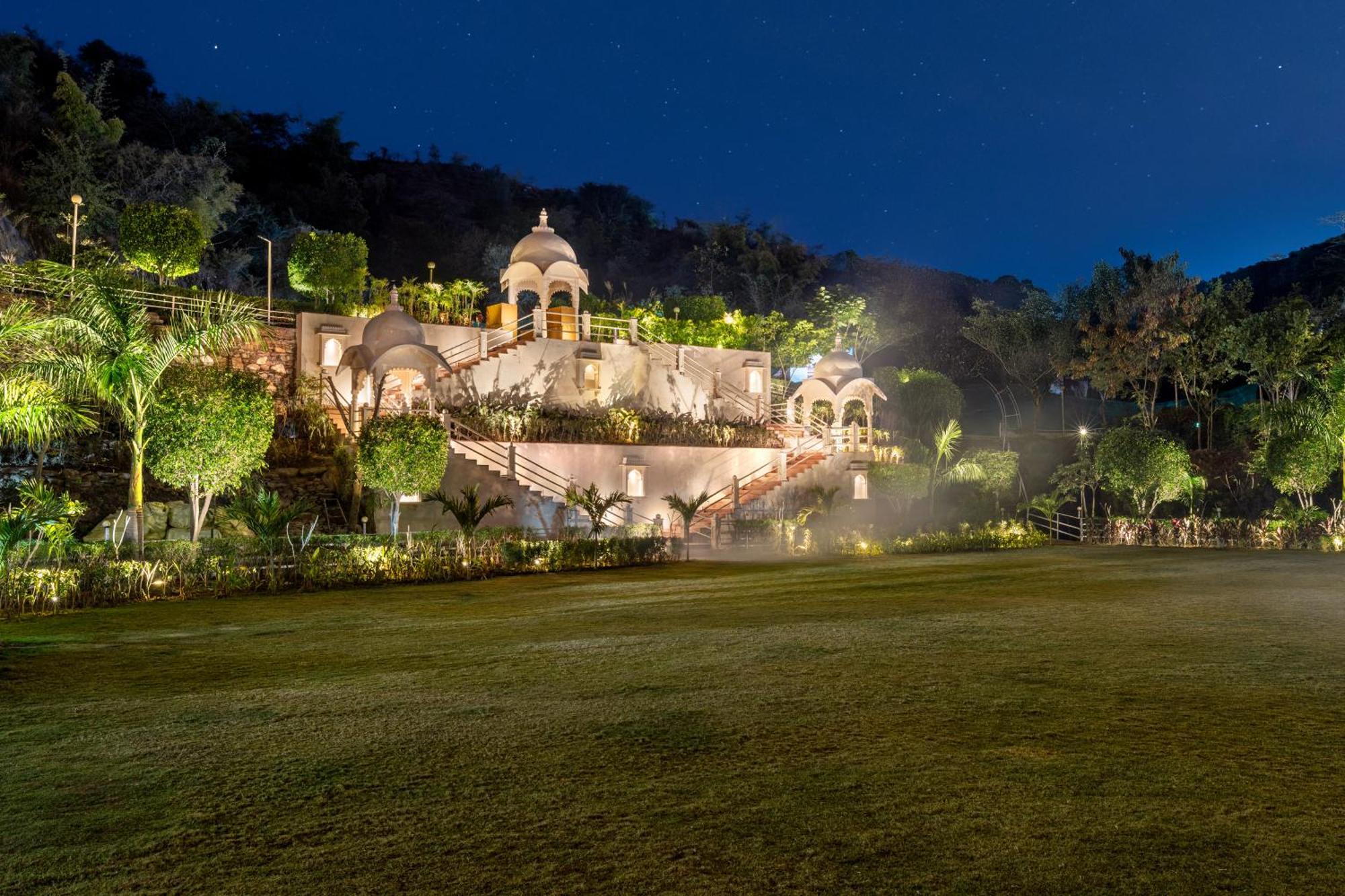 Sayaji Resorts & Spa อุเดเปอร์ ภายนอก รูปภาพ